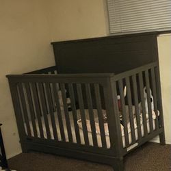 Crib With Mattress  (Make Me An Offer)