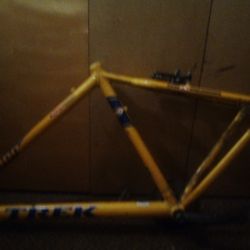 TREK 7000 ZX FRAME