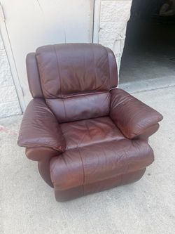 Leather recliner