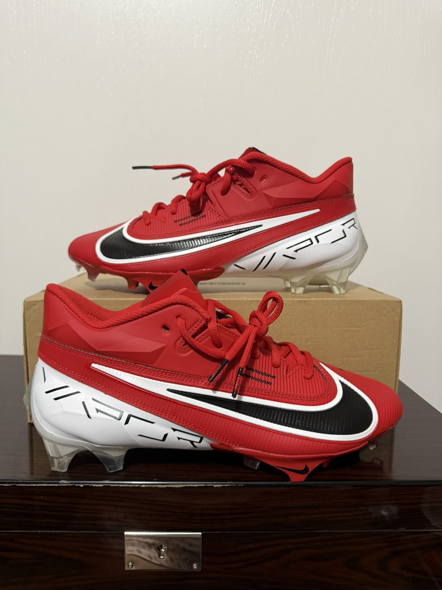 Nike Vapor Edge Elite 360 2 Football Cleats Men's Size 10.5 Red Black DA5457-600
