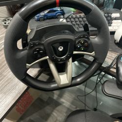 XBOX GAMING STEERING WHEEL