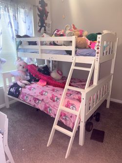 Kids bunk bed