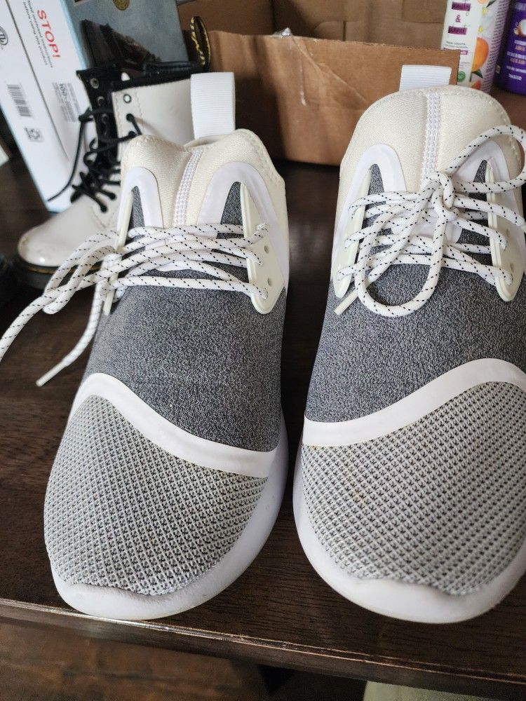 Nike Mens Shoes Size 10