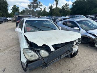 1999 Lexus GS300 3.0 for parts