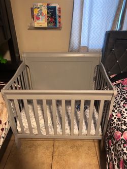 Crib with mattress