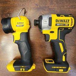 Dewalt 20V Brushless Compact 1/4" XR Impact Driver + LED  Work Light - NEW