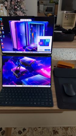 Lenovo Yoga Book 9i gen2 (Dual Screen OLED) – Like New