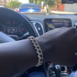 Bracelet