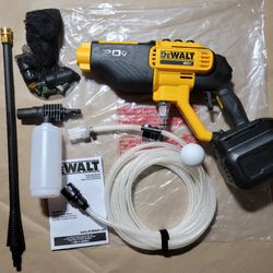 DEWALT

20V MAX 550 PSI 1.0 GPM Cold Water Cordless Electric Power Cleaner with 4 Nozzles (Tool Only)

