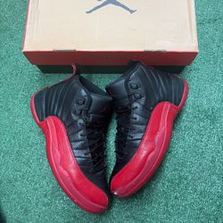 JORDAN 12 FLU GAME SIZE 12 (2016 RELEASE)