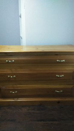 Wood dresser
