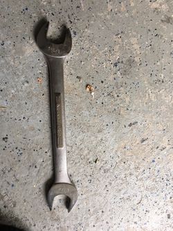 Craftsman 1-5/8 “ - 1-1/2” open wrench like new with some paint on one side.
