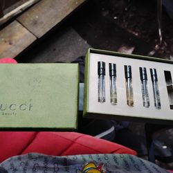 Gucci Beauty 8 fragrance set Retails $50(missing 1 fragrance, only 7)