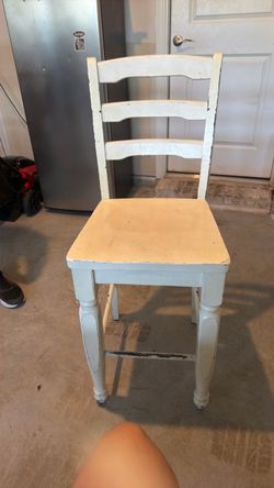 White Wooden Ladder-Back Chair