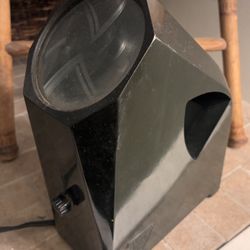 Slide/Film Magnifying Projector