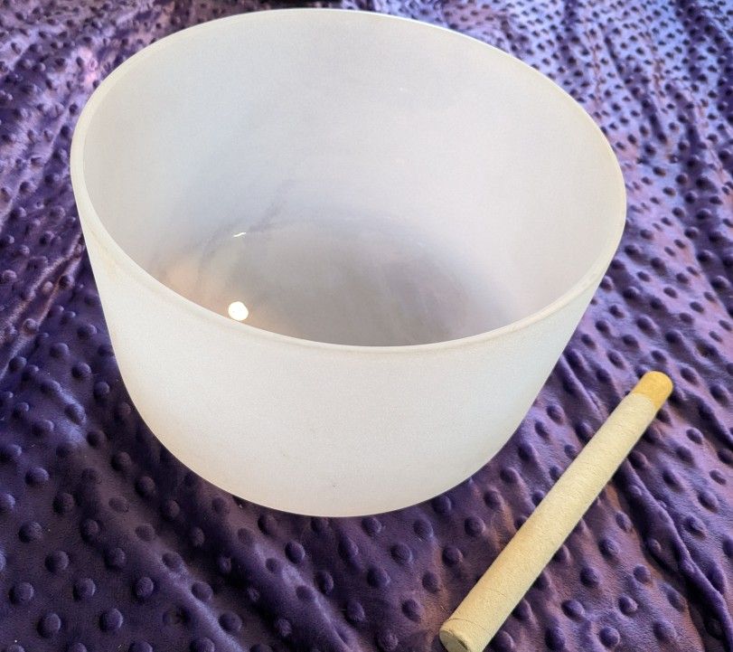 Crystal Singing Bowl 10in E Yellow Solar Plexus Chakra