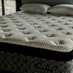 Mattresses / box springs / all sizes / all new / $40 down & take home