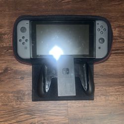 Gray Nintendo Switch  