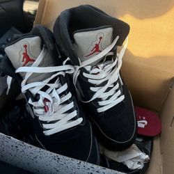 Air Jordan ‘Metallic’ 5