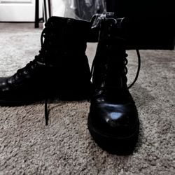 Black Combat Style Boots – Lace Up + Side Zipper