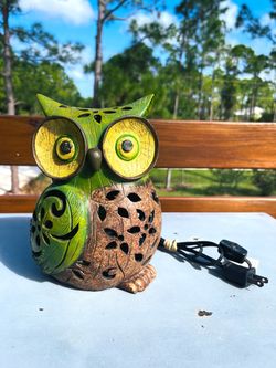 Vintage 1960’s MCM Decorative Owl Table Lamp