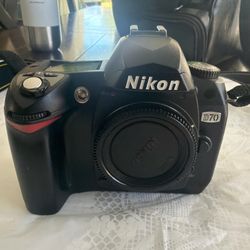 Nikon D70