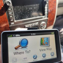 GPS device Nuvi 2460 Garmin