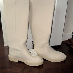 Zara Boots Size 6 1/2 New