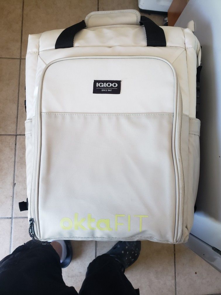 Igloo Seadrift Switch Backpack Cooler