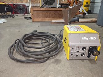 ESAB MIG 4HD Wire Feed