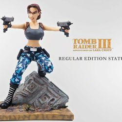 Tomb Raider Lara Croft Original Statue