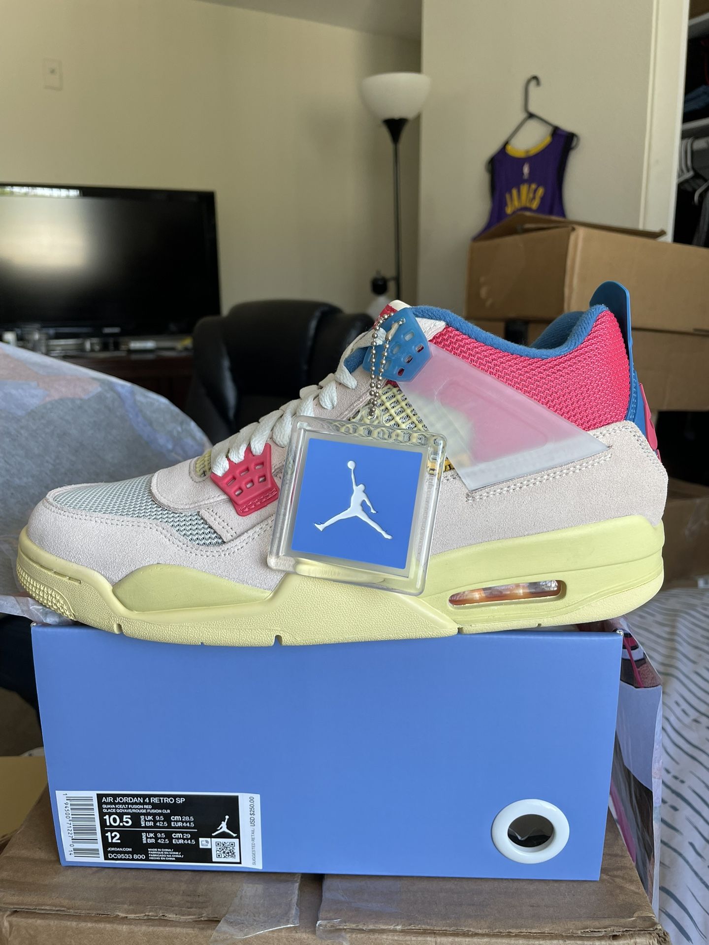 Jordan 4 retro Union Guava Ice. Brand new DS , size 10.5 men