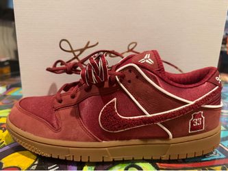 Kobe Dunks #33