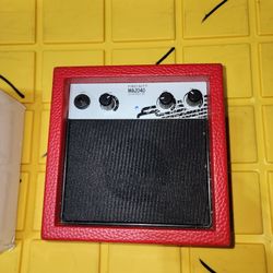 First Act MA2040 Battery Powered Mini Practice Guitar Amp WORKS GREAT