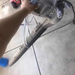 Leaf Blower 