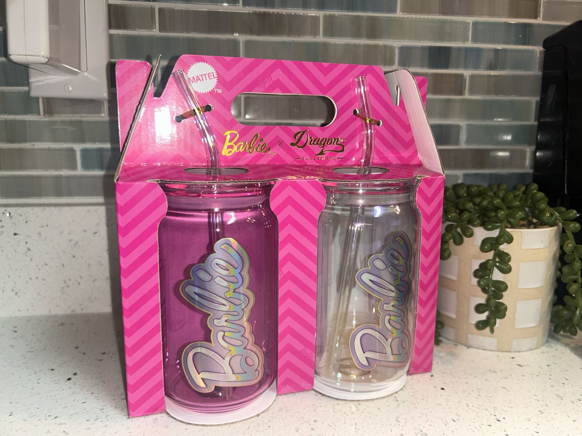 Barbie Glass Tumblers With Straws