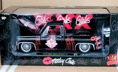 M2 Machines die-cast 1:24 Scale Rock Legends Motley Crue 1976 GMC Sierra Grande 15
