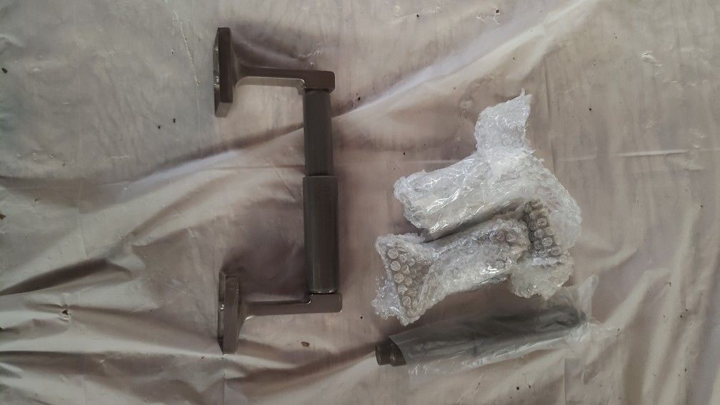 Toilet Paper Holders x3