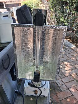 1000w GROW LIGHT w Adjustable ballast