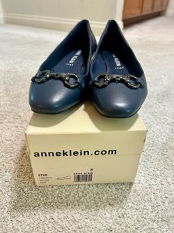 Womens shoes