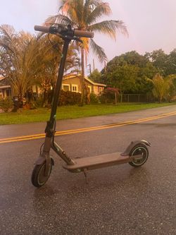 Electric Scooter - Fast and Reliable