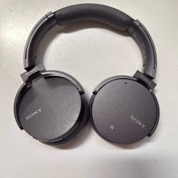 Sony Noise Canceling Headphones 
