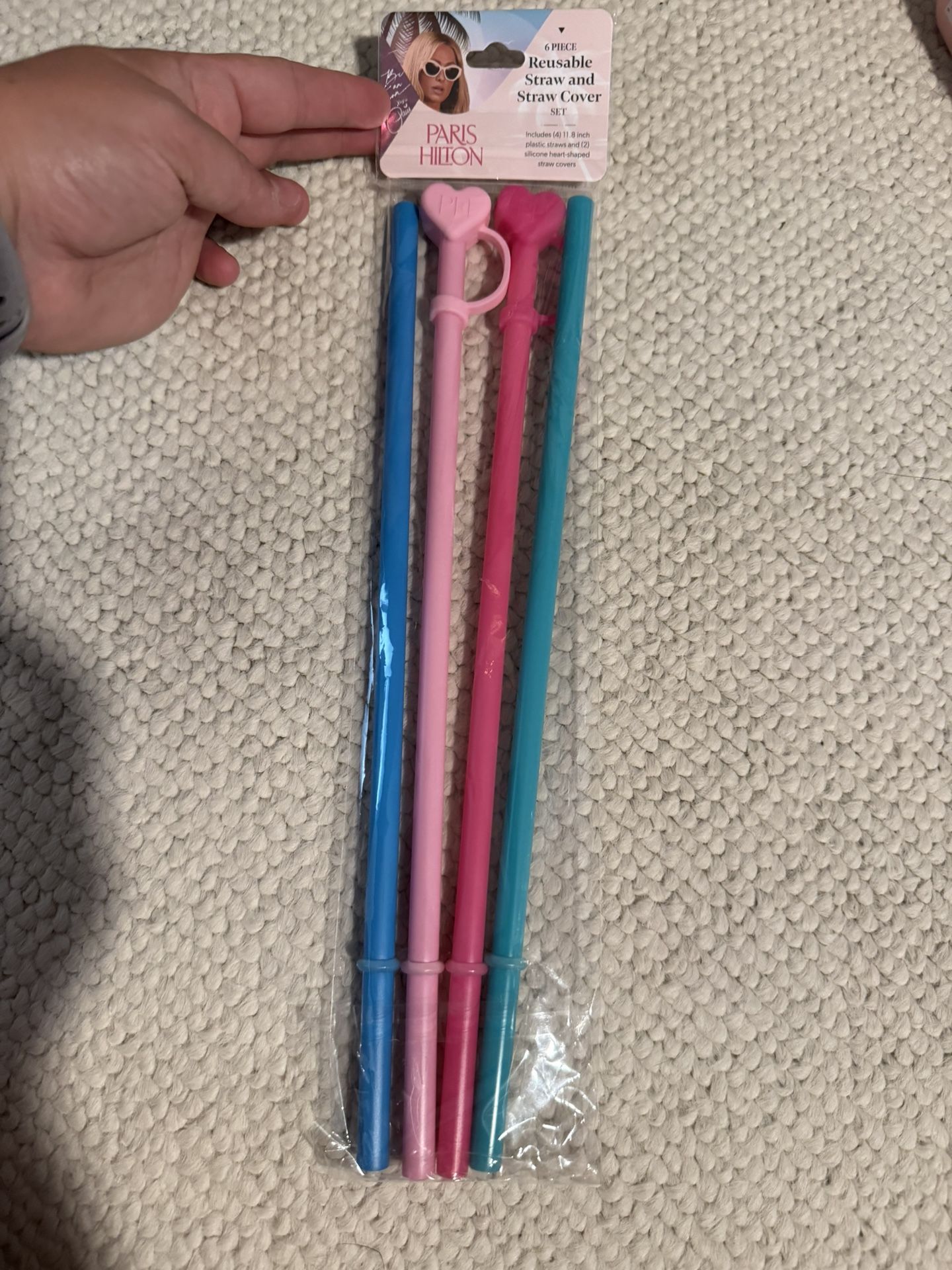 Set Of 4 Paris Hilton Reusable Straw And Straw Cover Set
