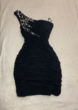 Black Bomb Shell Dress With Gem Stones 🌟