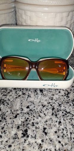 Oakley Women Sunglasses