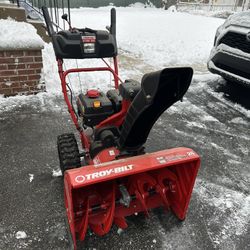 Troy-Bilt Storm 2660 Snow Blower