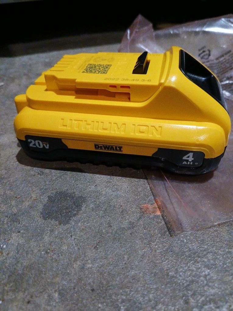 Dewalt Battery 4ah