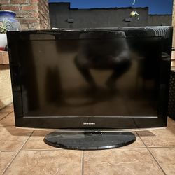 30 In Samsung TV