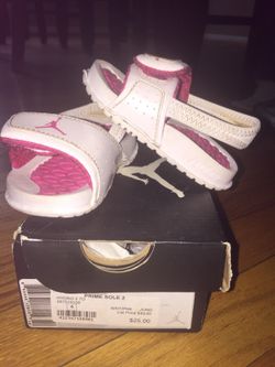 Jordan sandals size 4c