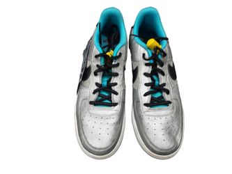 Nike Cw6011--001 Silver